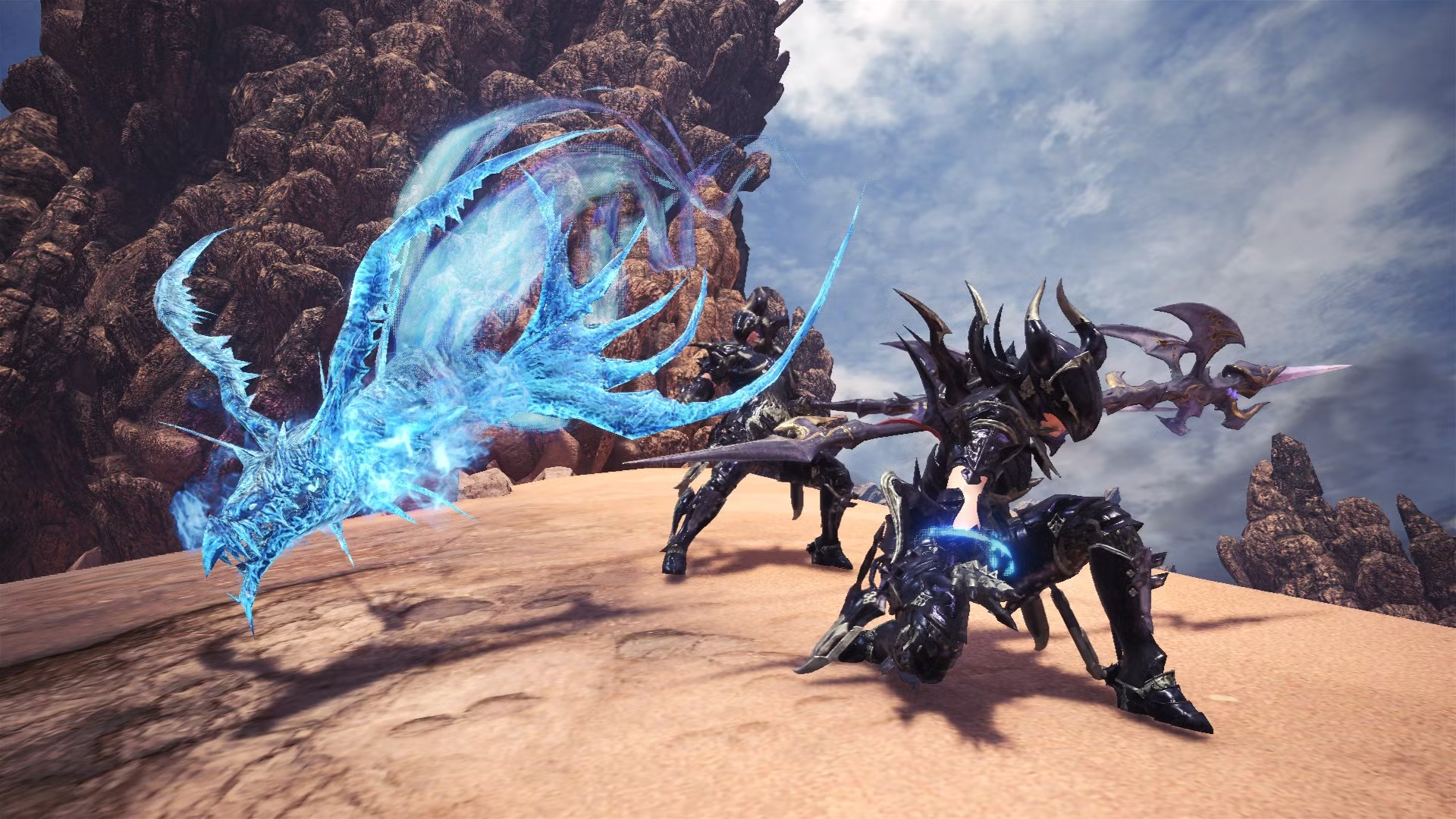 Drachen armor set, Gae Bolg Insect Glaive, and Dragon Soul Kinsect from the FFXIV collaboration